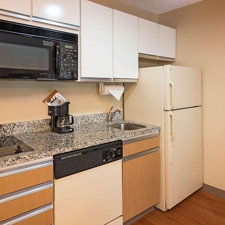 Mainstay Suites Hartford Meriden Eksteriør billede