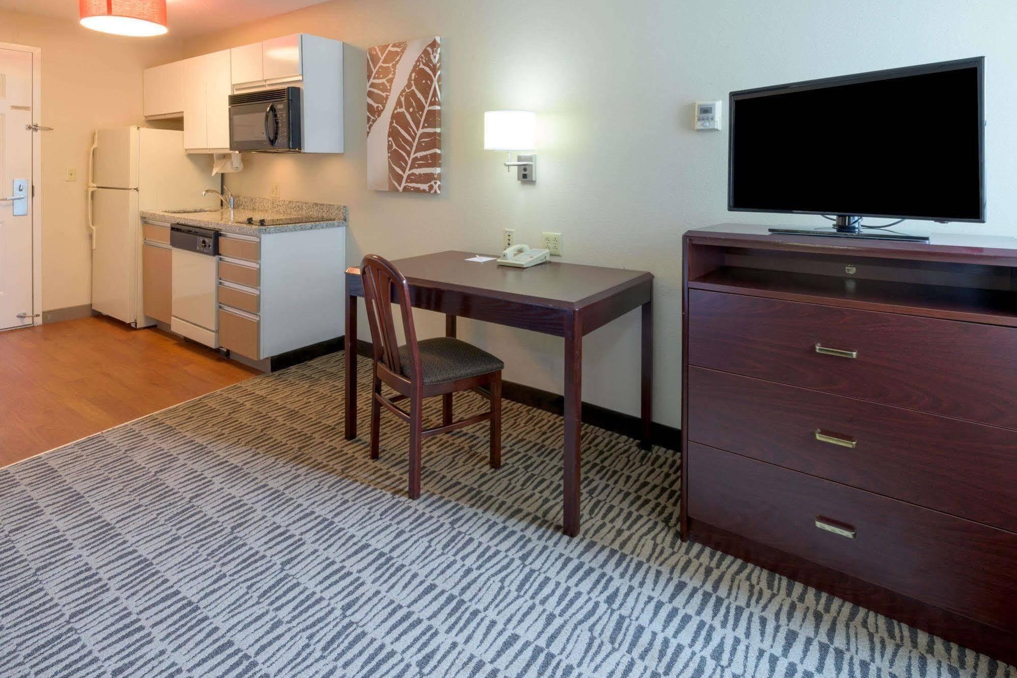 Mainstay Suites Hartford Meriden Eksteriør billede