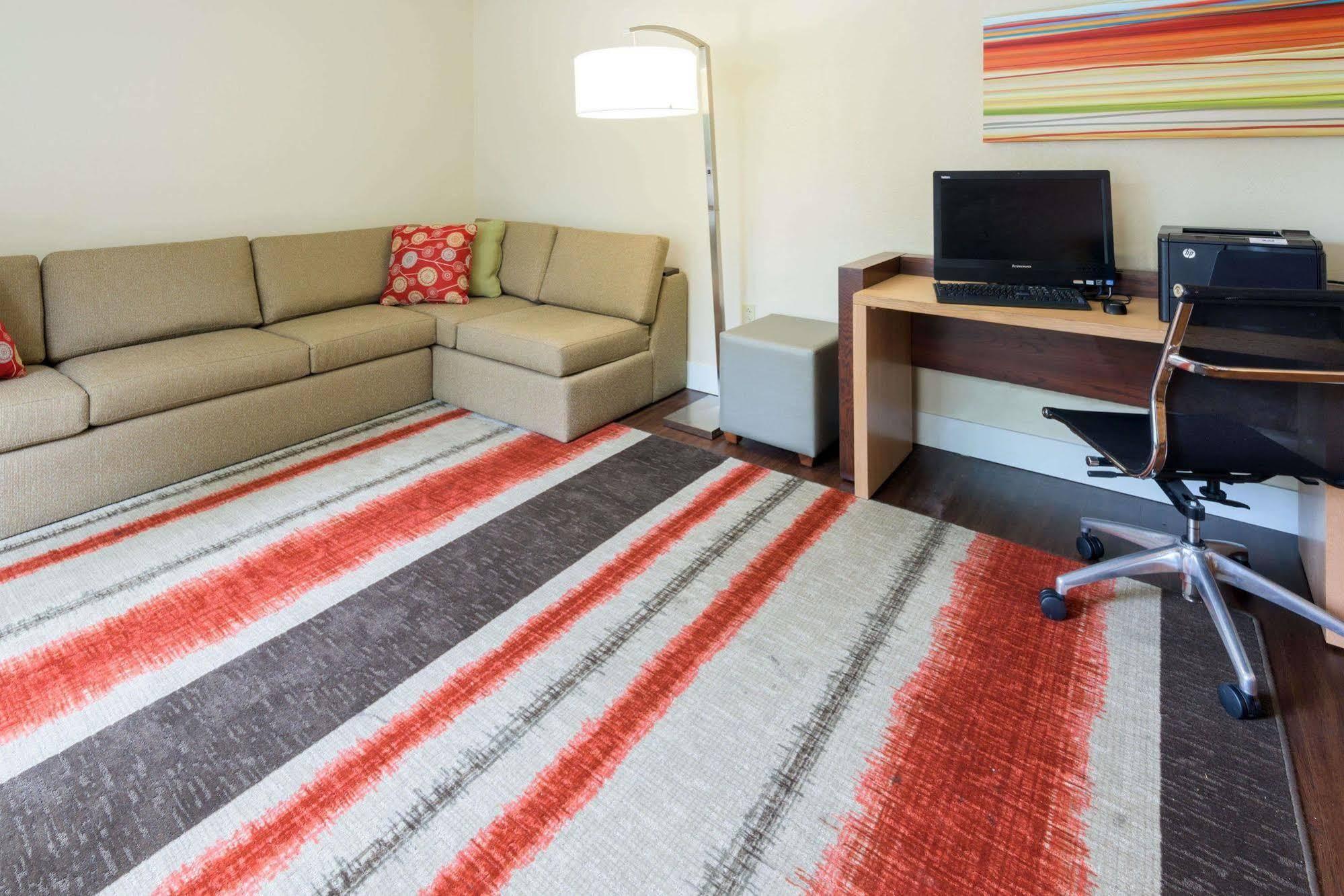 Mainstay Suites Hartford Meriden Eksteriør billede