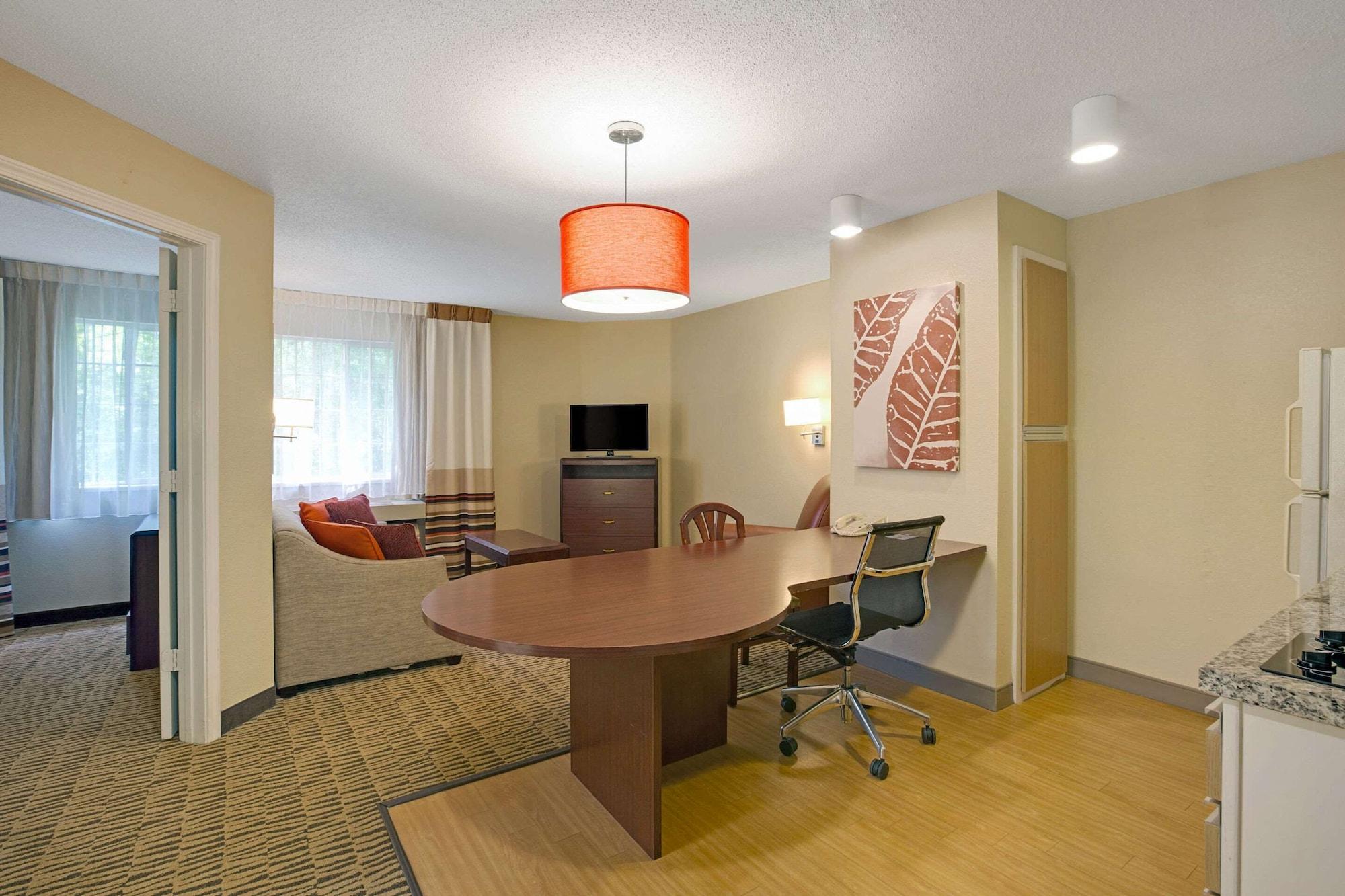 Mainstay Suites Hartford Meriden Eksteriør billede