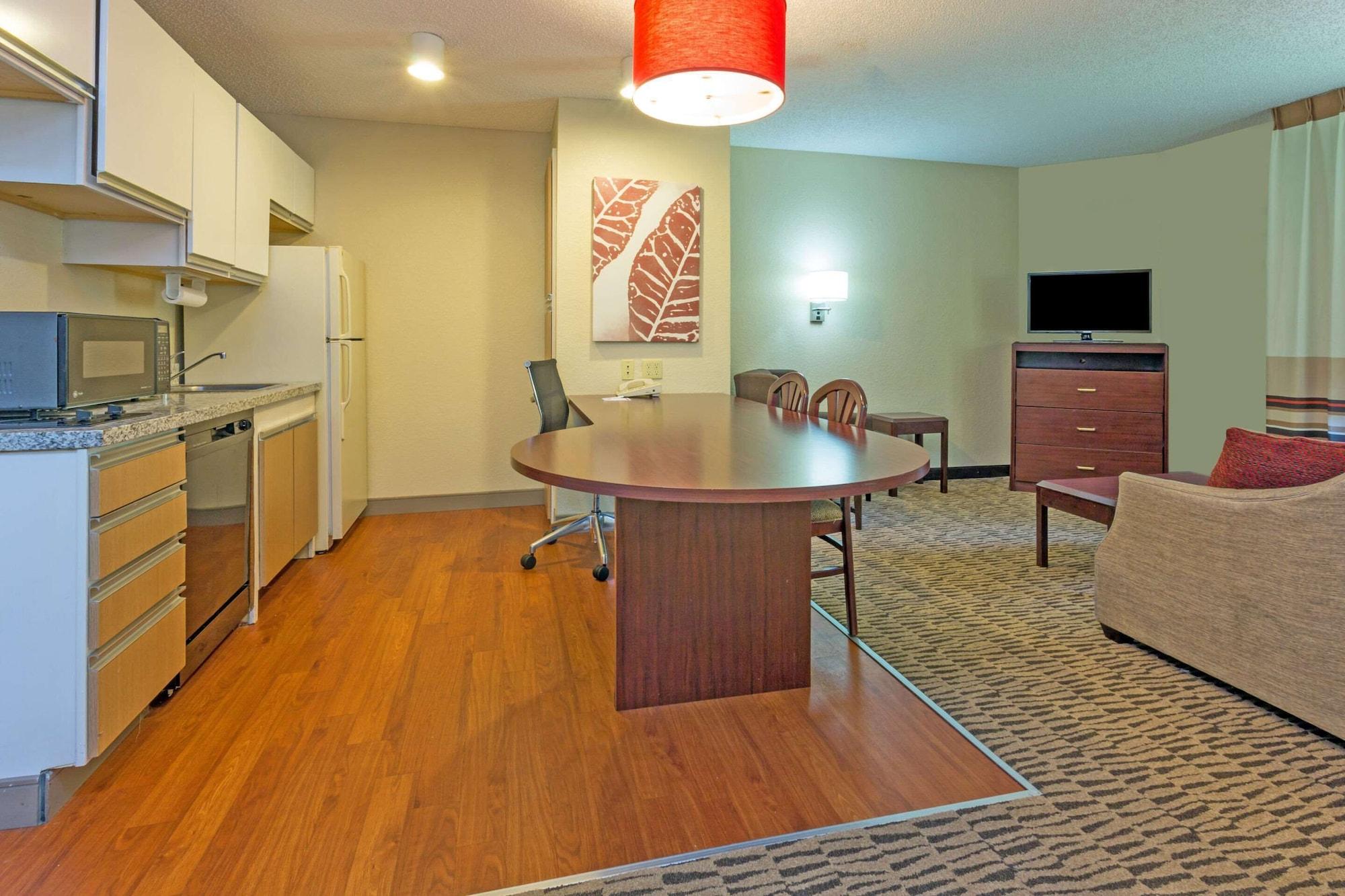 Mainstay Suites Hartford Meriden Eksteriør billede